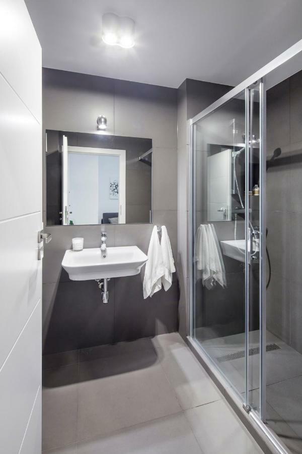 Sleepy3City Apartments Batorego 9 Gdynia Esterno foto