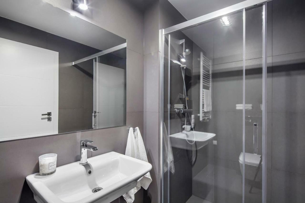 Sleepy3City Apartments Batorego 9 Gdynia Esterno foto